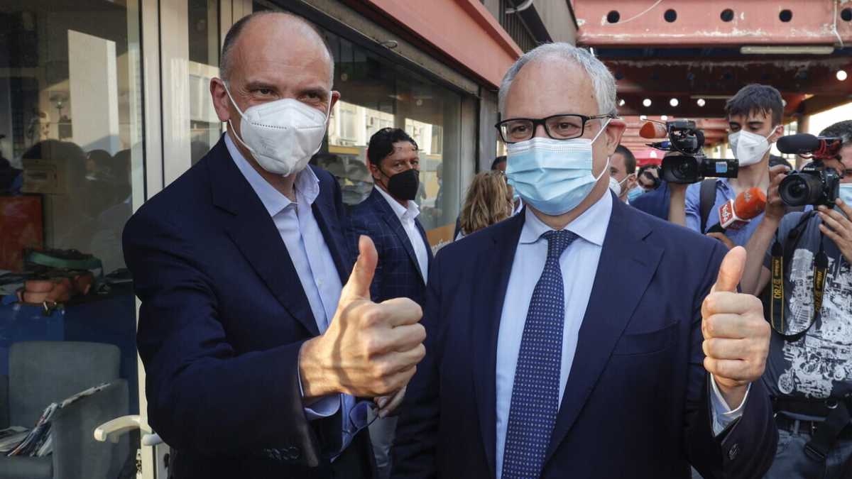 Immagine di Dopo Torino, incubo flop a Roma. Per Letta (e Gualtieri) le primarie sono un rischio