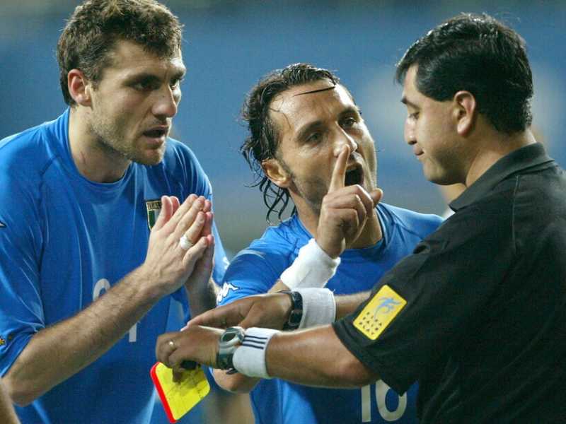 L’ossessione tutta nostrana per gli arbitri, anche quando si vince