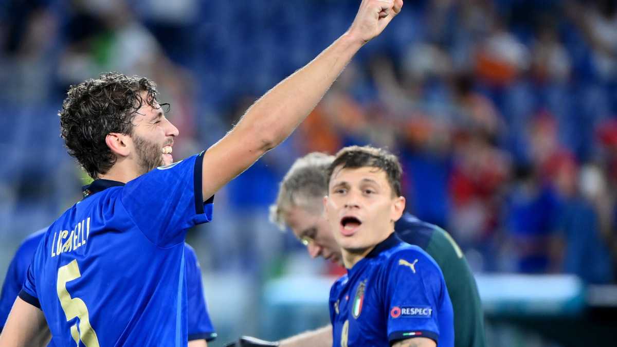 Immagine di Il rito della partita vista dal vicino scaramantico che ordina cinese quando c’è l’Italia