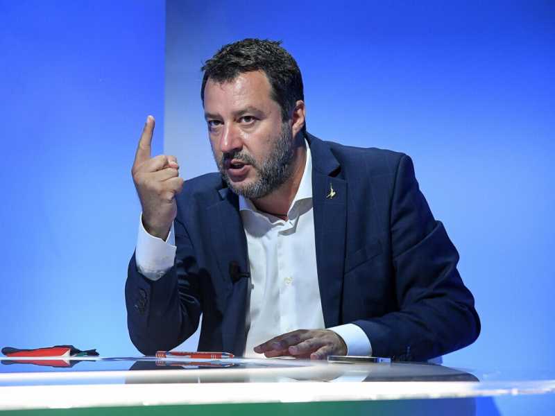 Le capacità mimetiche di Matteo Salvini