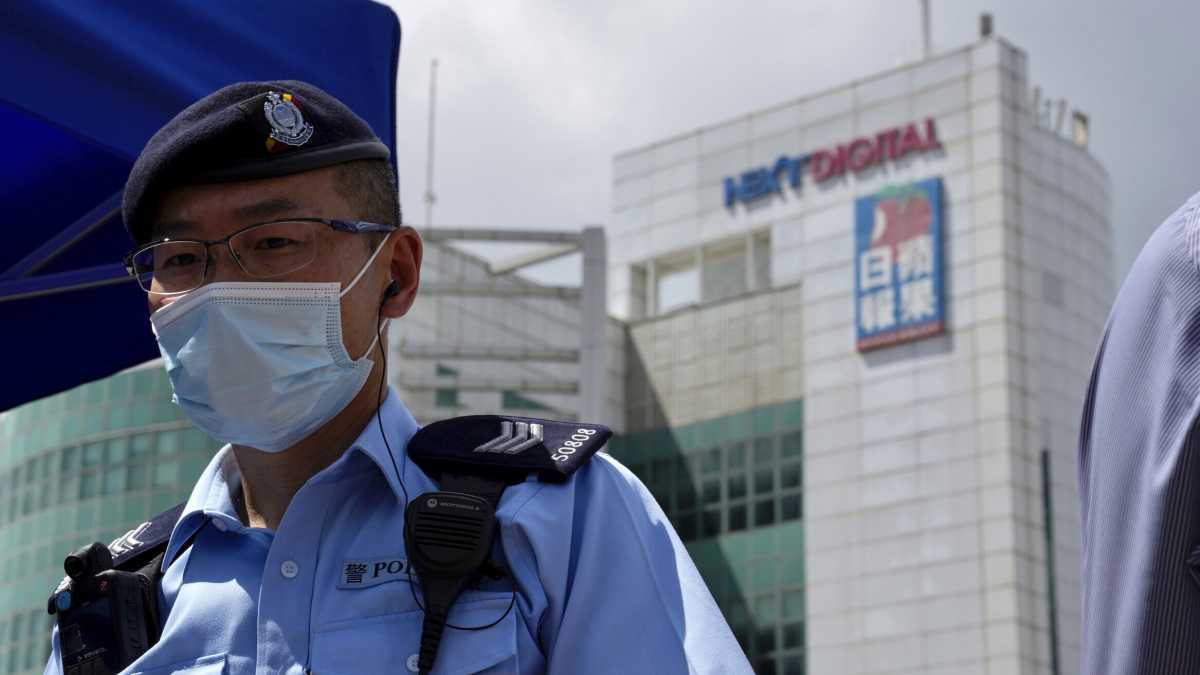 Immagine di Pechino contro i giornali di Hong Kong