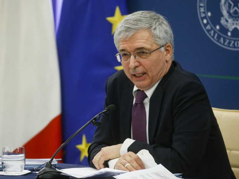 Il ministro dell'Economia Franco presenta il decreto Sostegni-bis, il 28 maggio 2021 (foto Ansa)