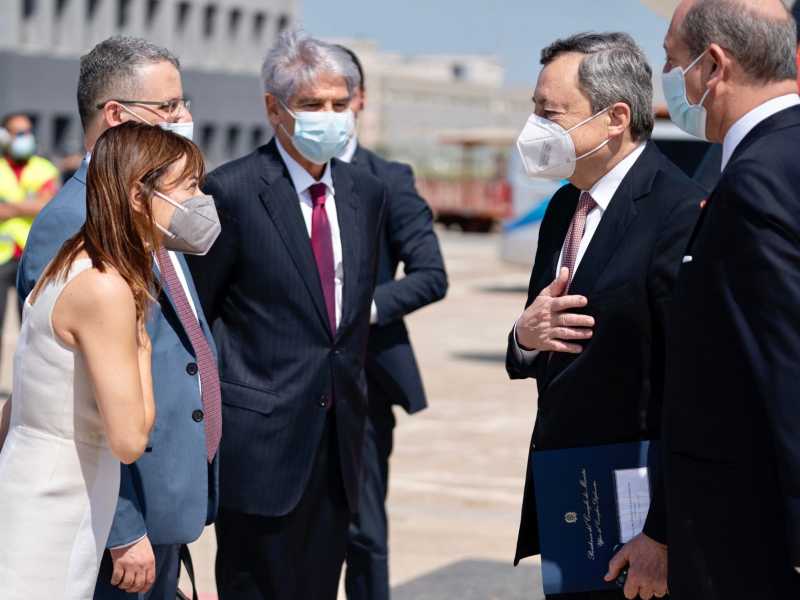 Draghi al Cercle d’Economia: "Politica fiscale espansiva per preservare la crescita"