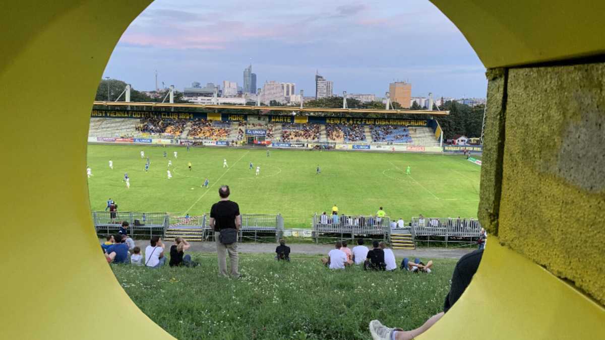 Immagine di Lo stadio dentro la collina. I 100 anni dell’Hohe Warte Stadion di Vienna