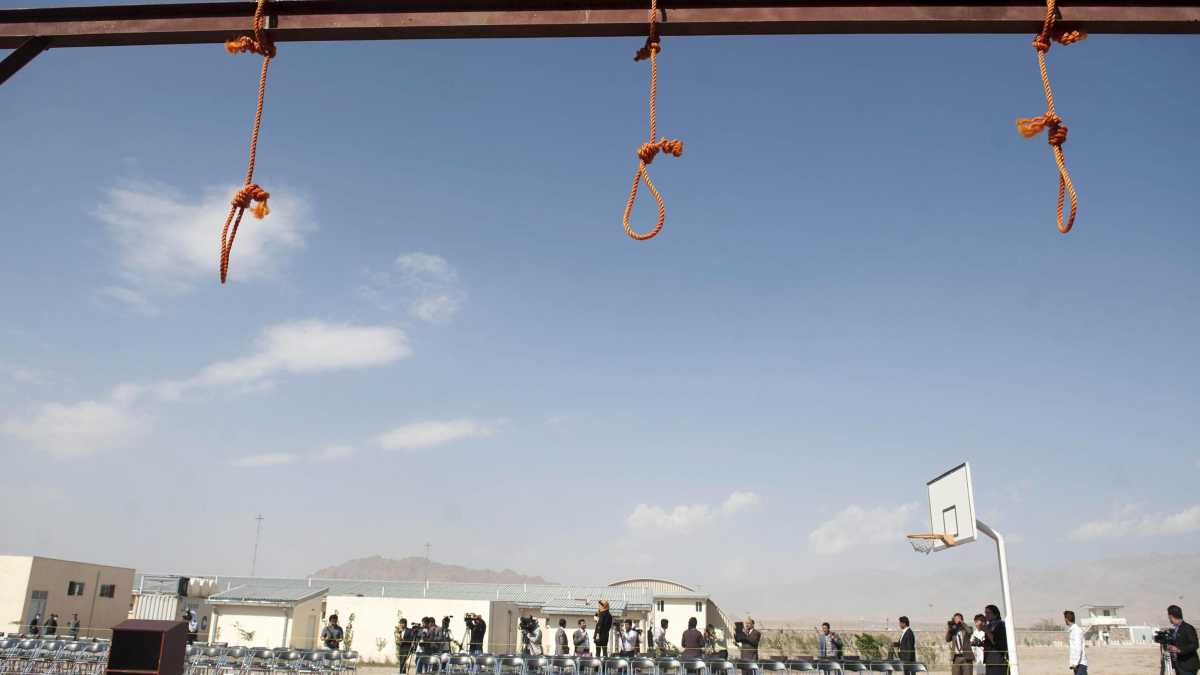 Immagine di Lode al filosofo che sostiene la pena capitale