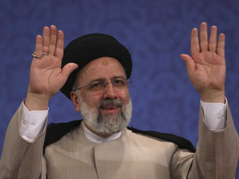 Il nuovo presidente iraniano eletto Ebrahim Raisi (foto Ap)