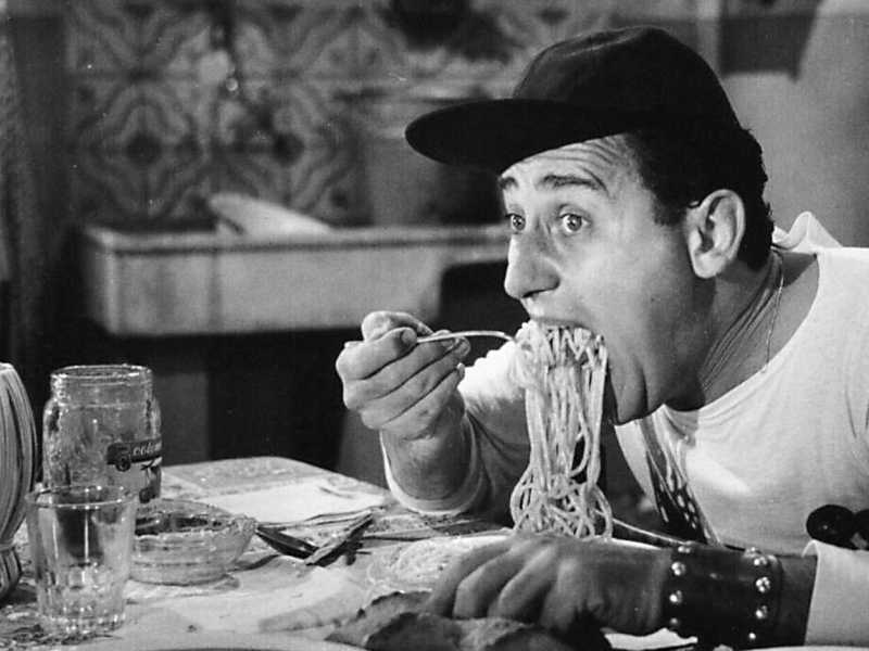 Alberto Sordi in "Un americano a Roma", 1954 (Wikipedia)<br />&nbsp;