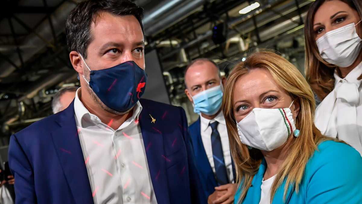 Immagine di Salvini e Meloni a mezzo punto di distanza nei sondaggi
