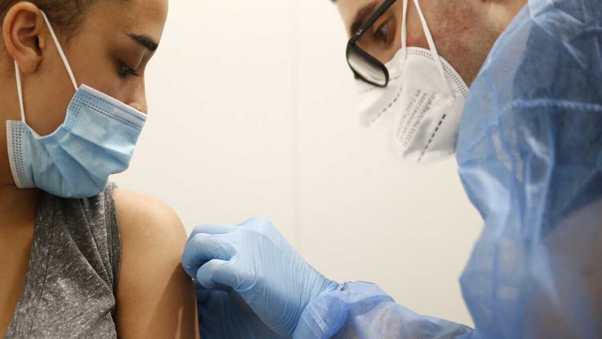 Immagine di Il grafico che spiega perché i vaccini ci stanno salvando la vita