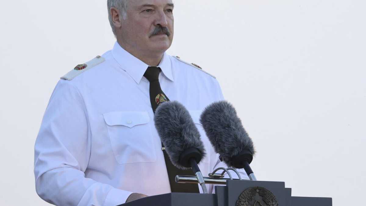 Immagine di Lukashenka per ripicca apre agli iracheni il confine con l’Ue