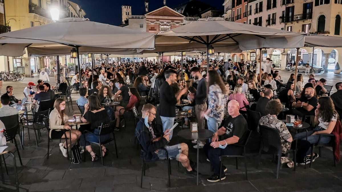 Immagine di Malamovida libberista