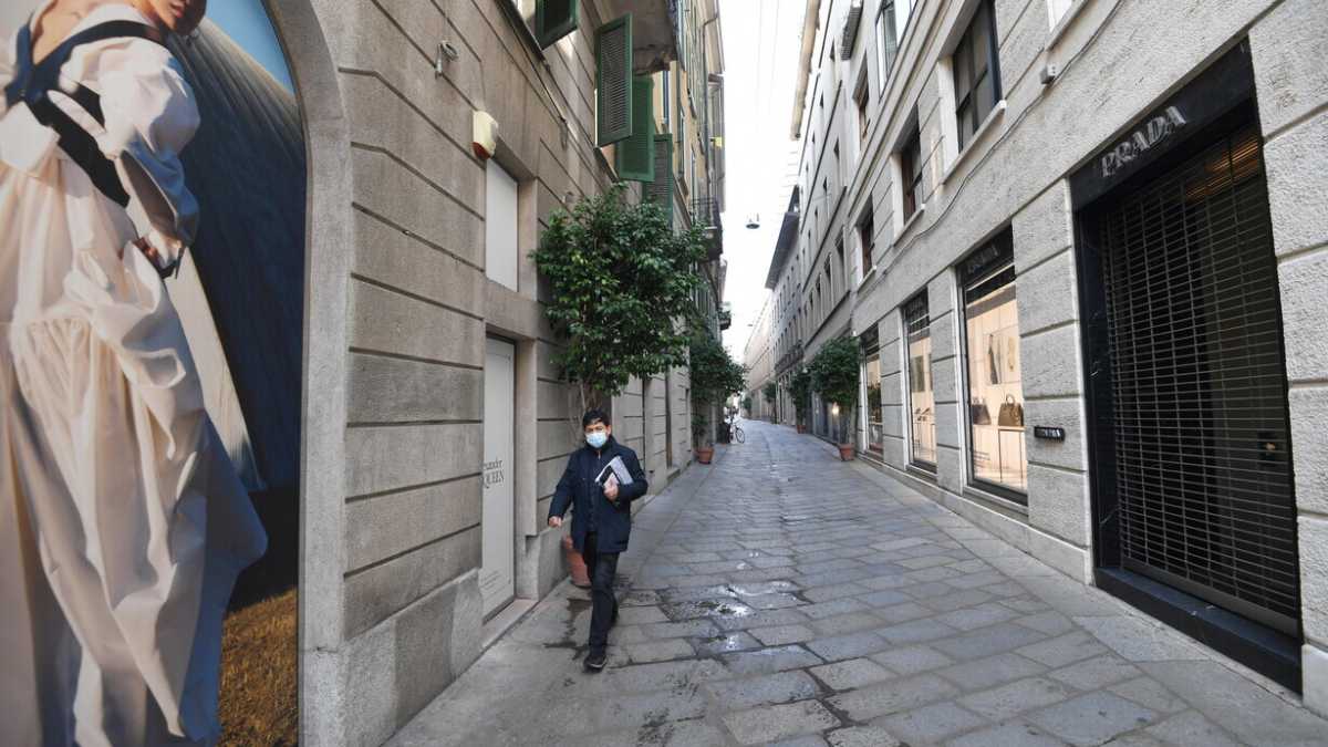 Immagine di L’infiorata di Noto per rianimare via della Spiga (offre Hines)