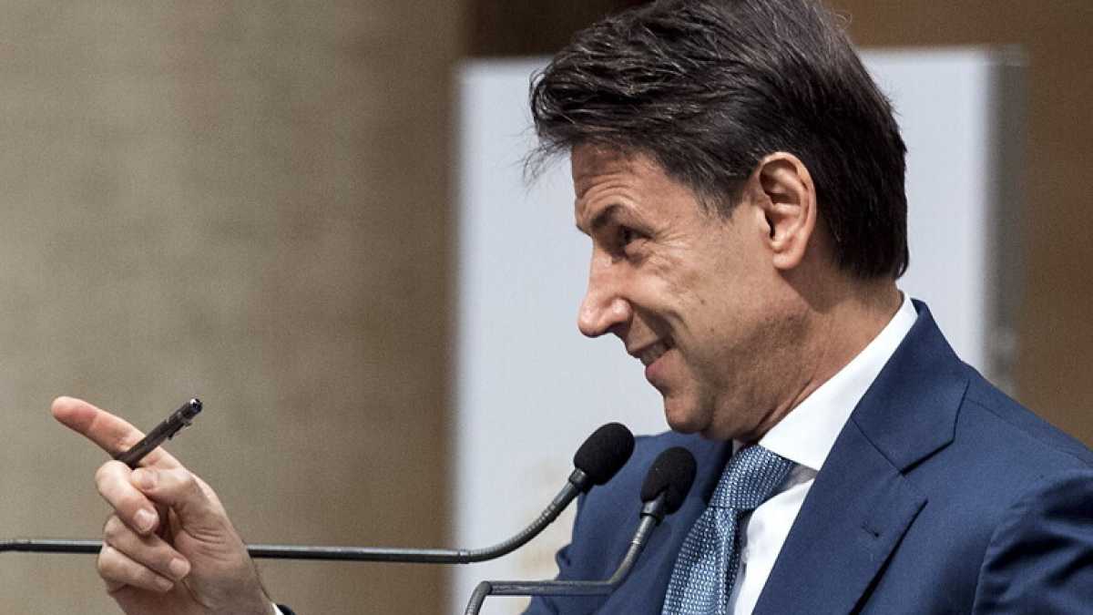 Immagine di La terza via di Conte per prendere il controllo del M5s