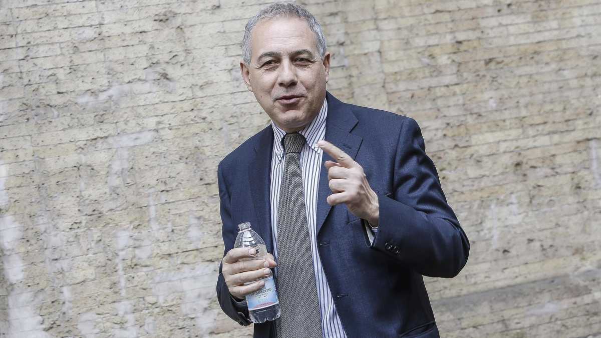 Immagine di Michele Anzaldi contro la Rai di Foa e la politica (M5s) del rinvio