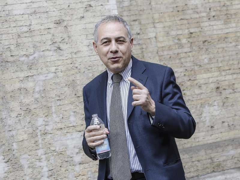 Michele Anzaldi contro la Rai di Foa e la politica (M5s) del rinvio