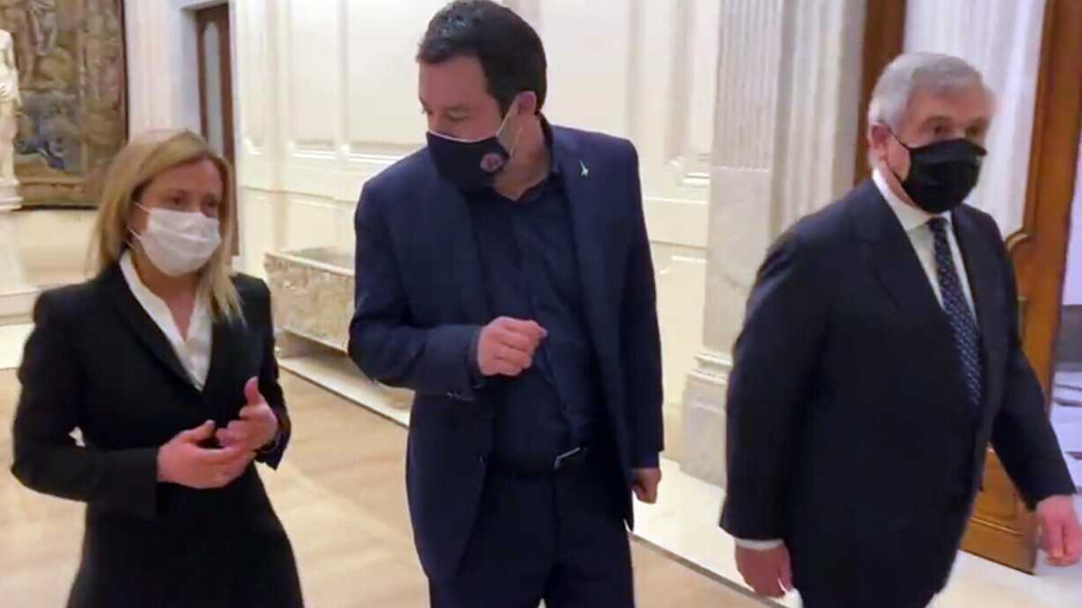 Immagine di Comunali? No, sono primarie Meloni-Salvini. Che ora pensa di candidarsi a Milano