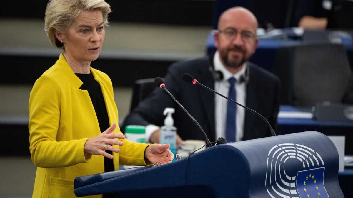 Immagine di Von der Leyen: "La legge anti lgbt di Orbán è vergognosa. L'Ue interverrà se serve"