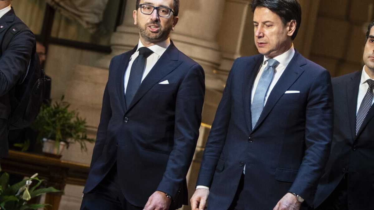 Immagine di "Un bagno di sangue". Dopo la riforma della prescrizione i grillini processano i loro ministri