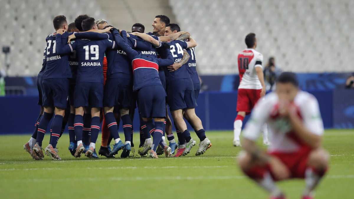 Immagine di Il feroce PSG, la squadra col deserto intorno
