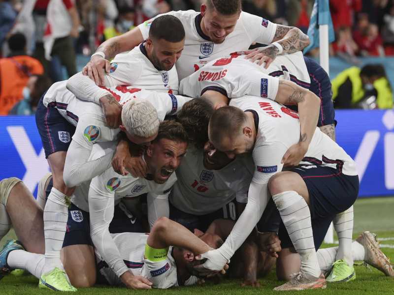 Laurence Griffiths/Pool Photo via AP