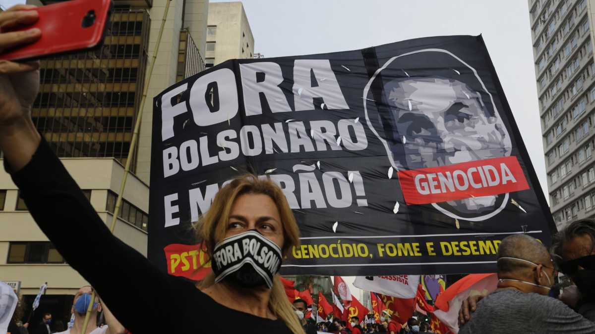 Immagine di Chi sta con “Fora Bolsonaro”