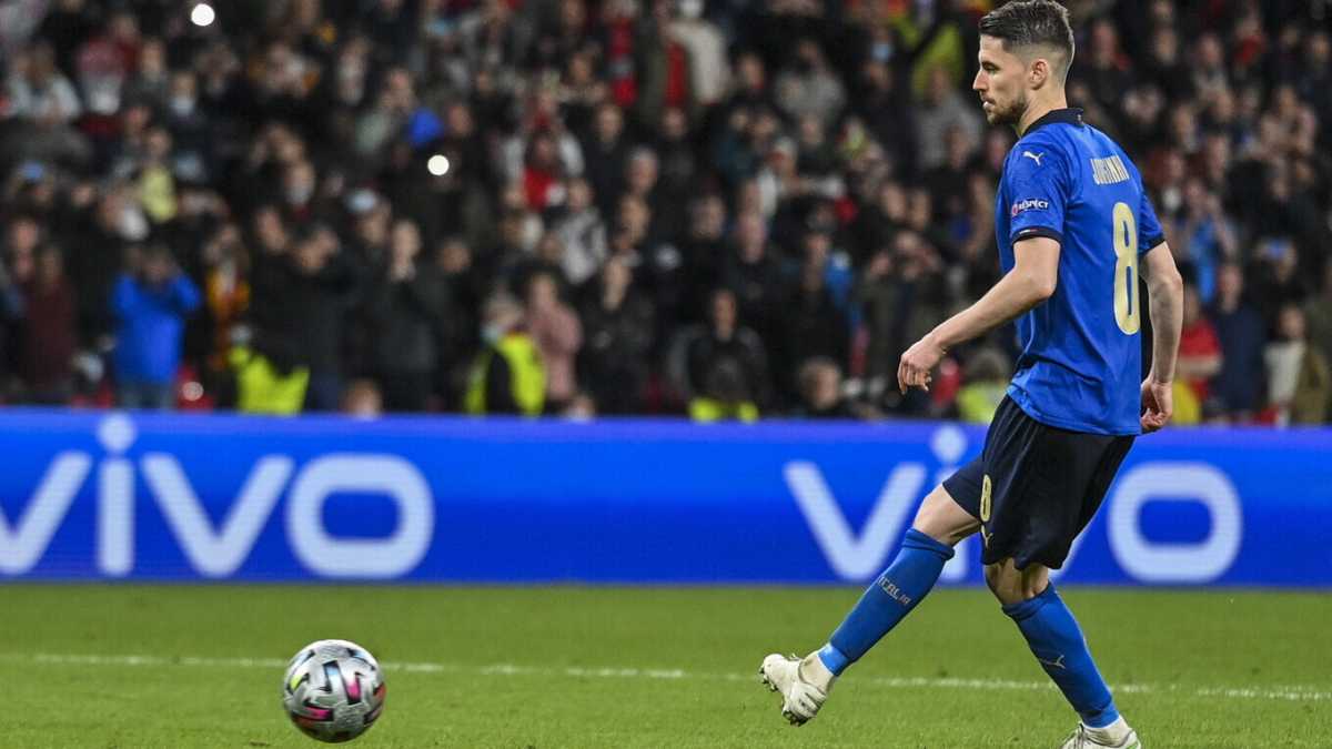 Immagine di Lezioni dall’Europeo oltre l’Italia: un calcio al moralismo chiodato