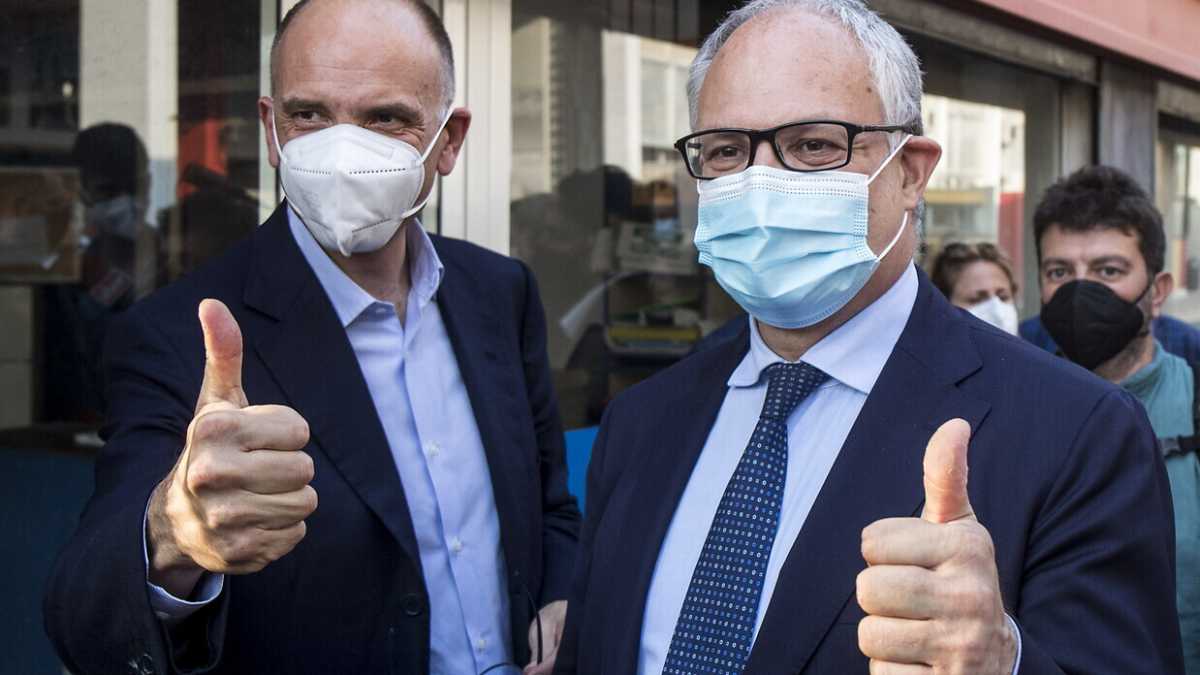 Immagine di Il Pd si azzuffa con Renzi e si prepara a sparare su Calenda