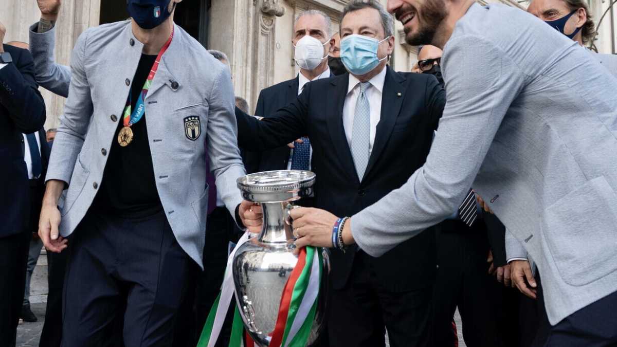 Immagine di Alleanze strategiche solo con i garantisti. Draghi e gli Azzurri