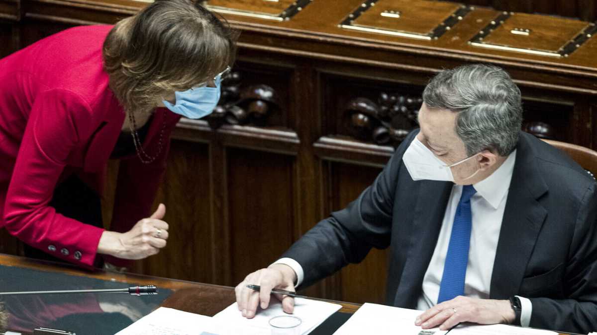 Immagine di Il doppio passo di Draghi e Cartabia