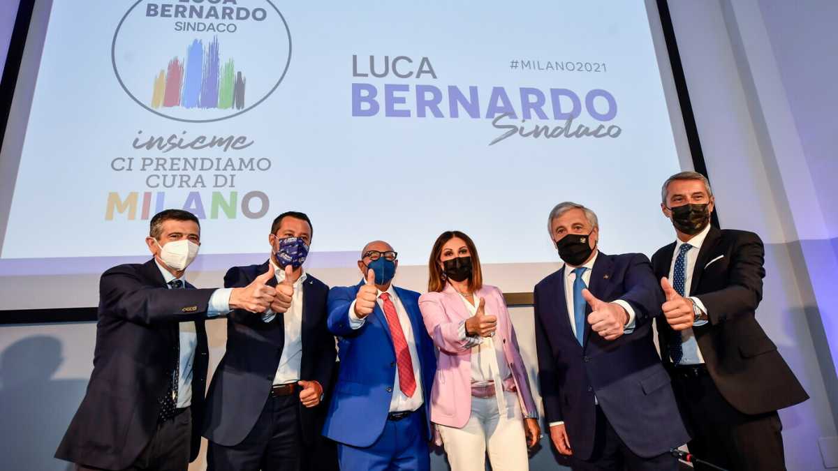 Immagine di Bernardo si presenta a Milano. Ma nel centrodestra è già tutti contro tutti