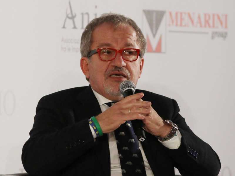 L'errore di Salvini su vaccini e green pass. Parla Roberto Maroni