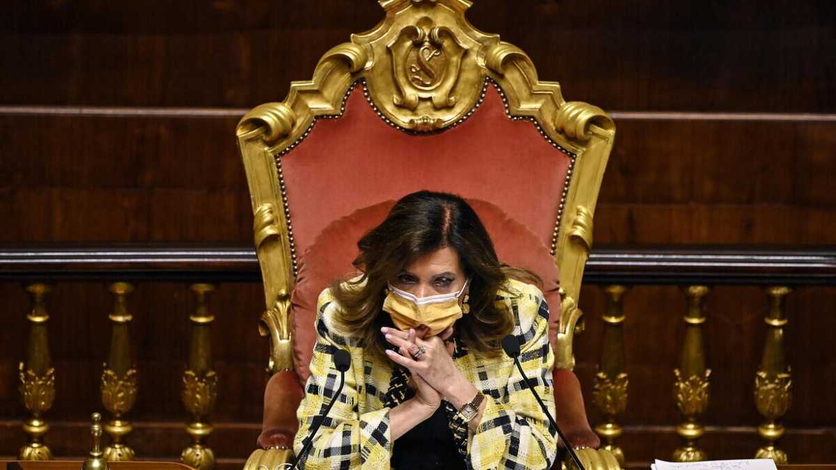 Immagine di Il Senato è un Bengodi: applica la Fornero ai funzionari, ma li ricompensa con aumenti a pioggia