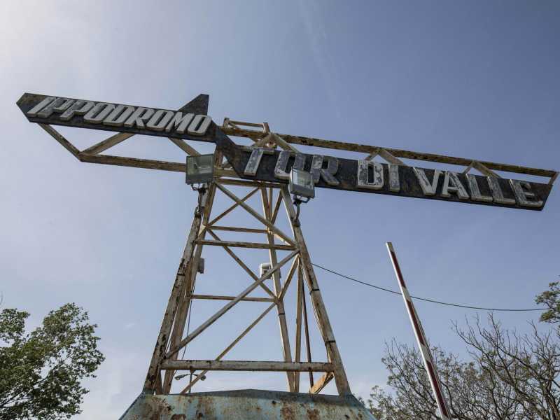 Per la Roma Tor di Valle è una storia chiusa. Per Raggi no