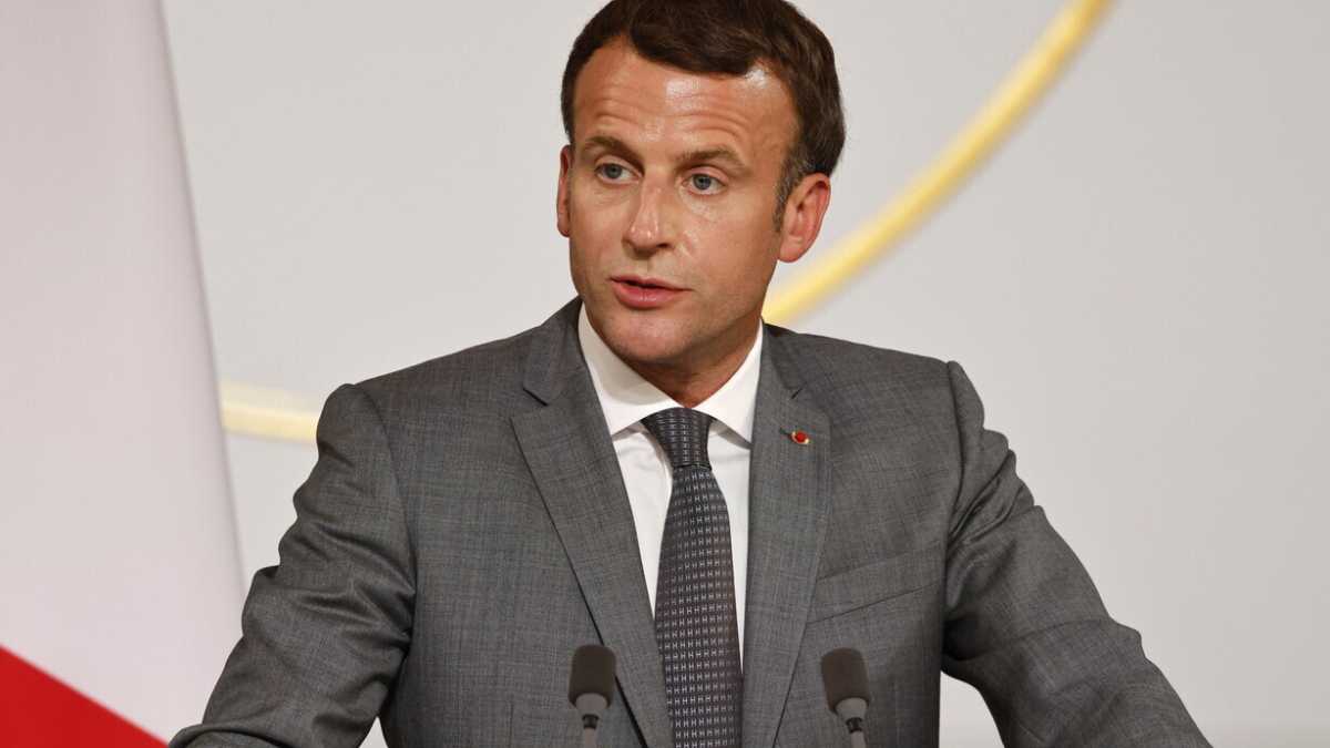 Immagine di Macron è tutt’altro che finito e con il green pass attira nuovi consensi