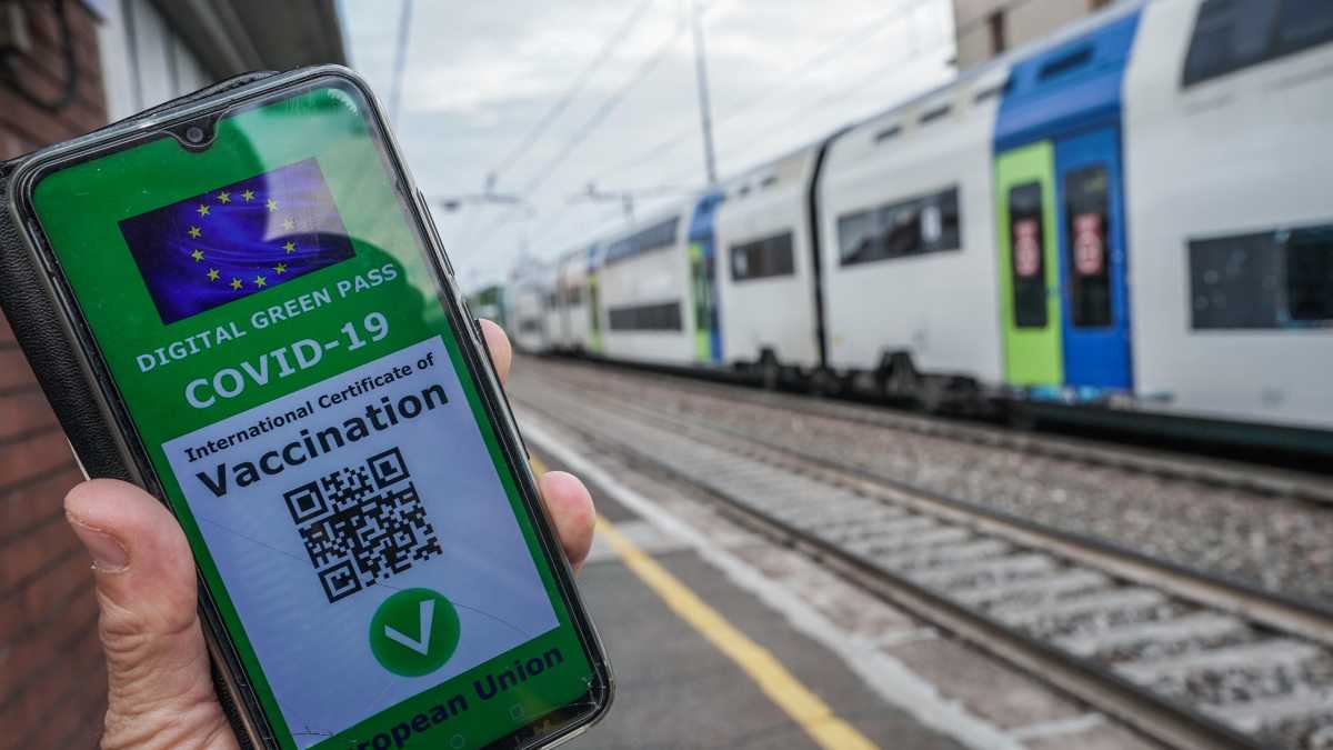 Immagine di Green Pass, in arrivo il nuovo decreto. Ma sui ristoranti manca la sintesi