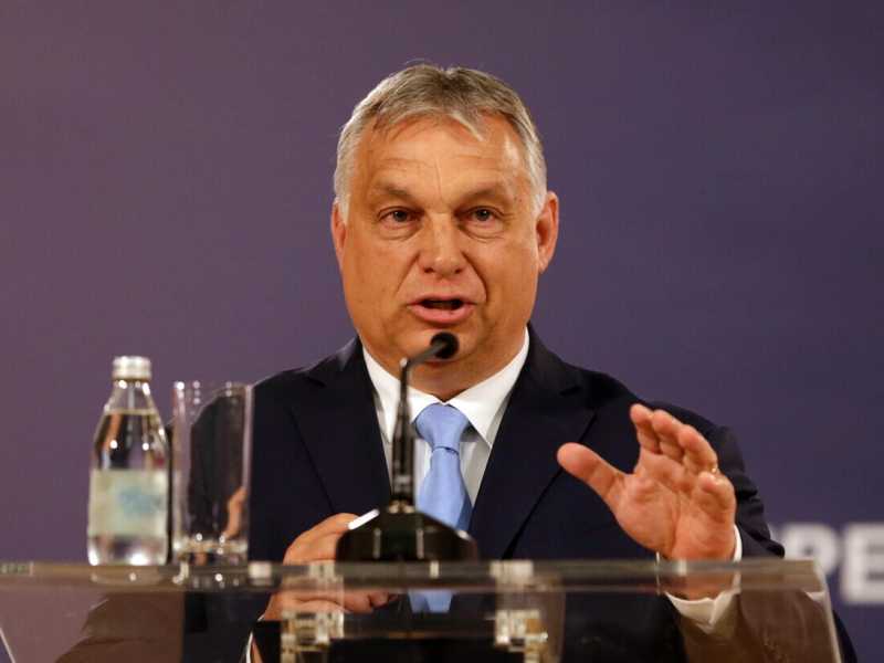 Lo spyware Orbán (e gli impostori)