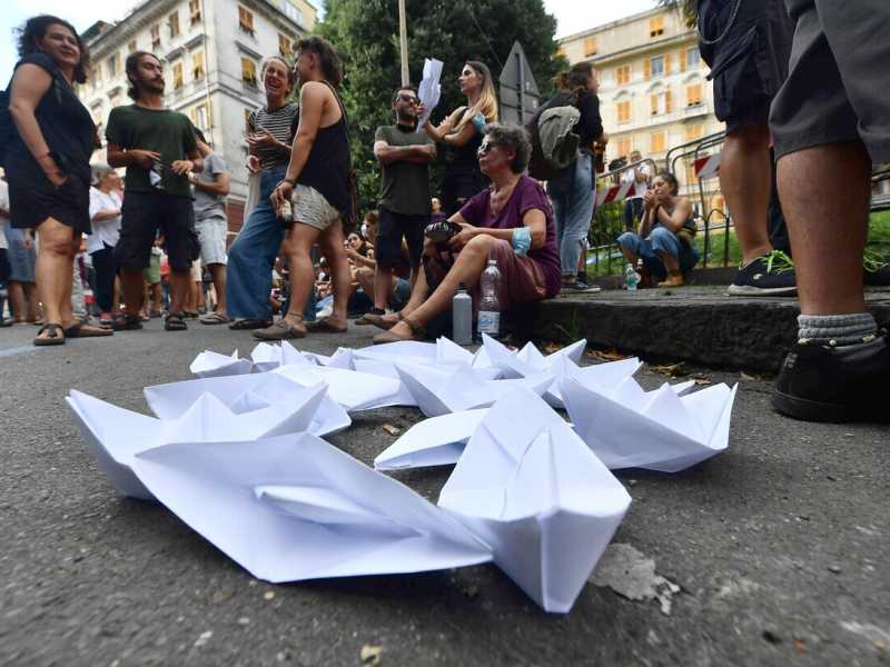 Manifestazioni a Genova vent'anni dopo il G8 (foto Ansa)<br />&nbsp;