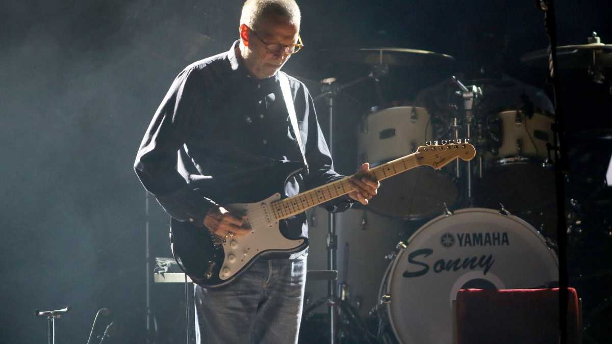 Immagine di Eric Clapton fa il no vax. Ma va?