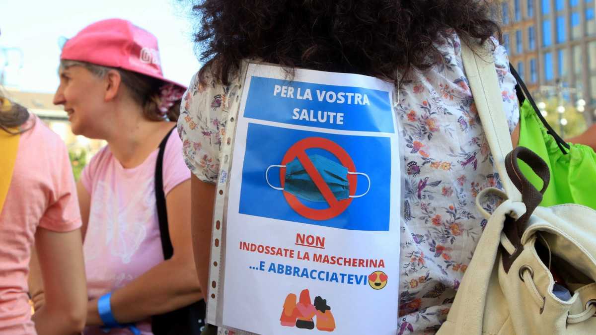 Immagine di Diffidare dei cialtroni no mask come Harald Walach