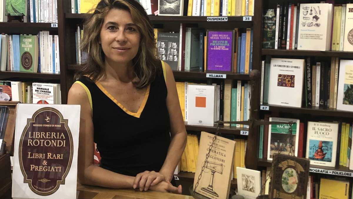 Immagine di Barbara Dante, libraia delle occasioni magiche