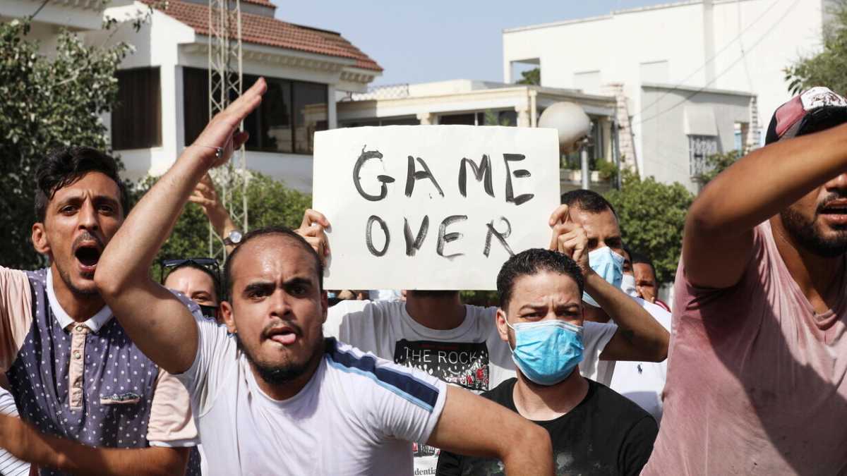 Immagine di In Tunisia il presidente ha aperto una crisi politica pericolosa