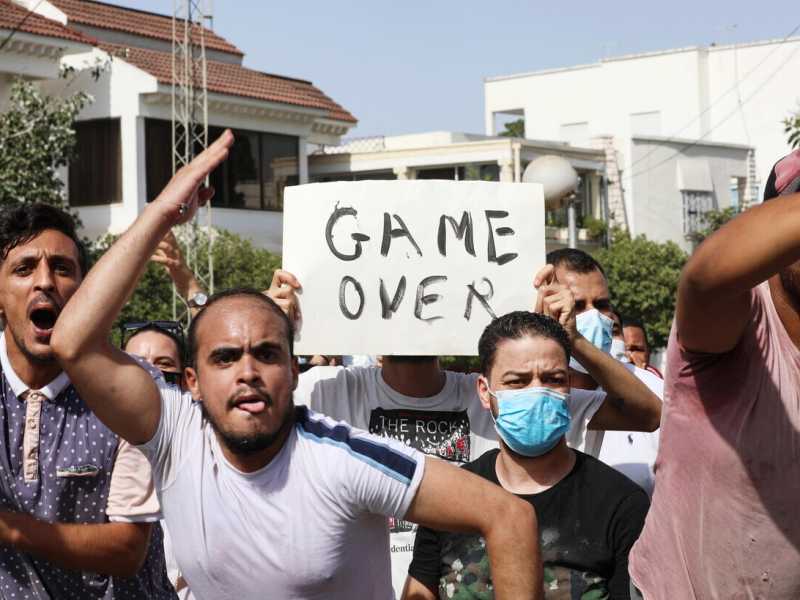 In Tunisia il presidente ha aperto una crisi politica pericolosa