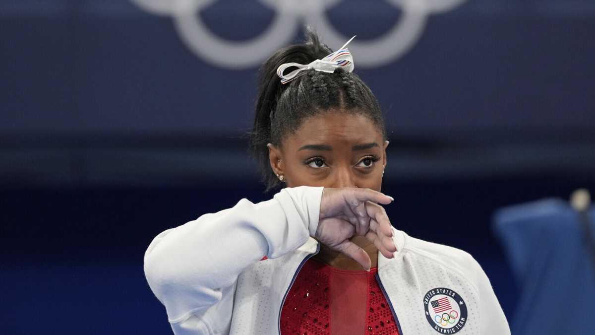 Immagine di Dietro il ritiro. Tutta l'umana grandezza di Simone Biles