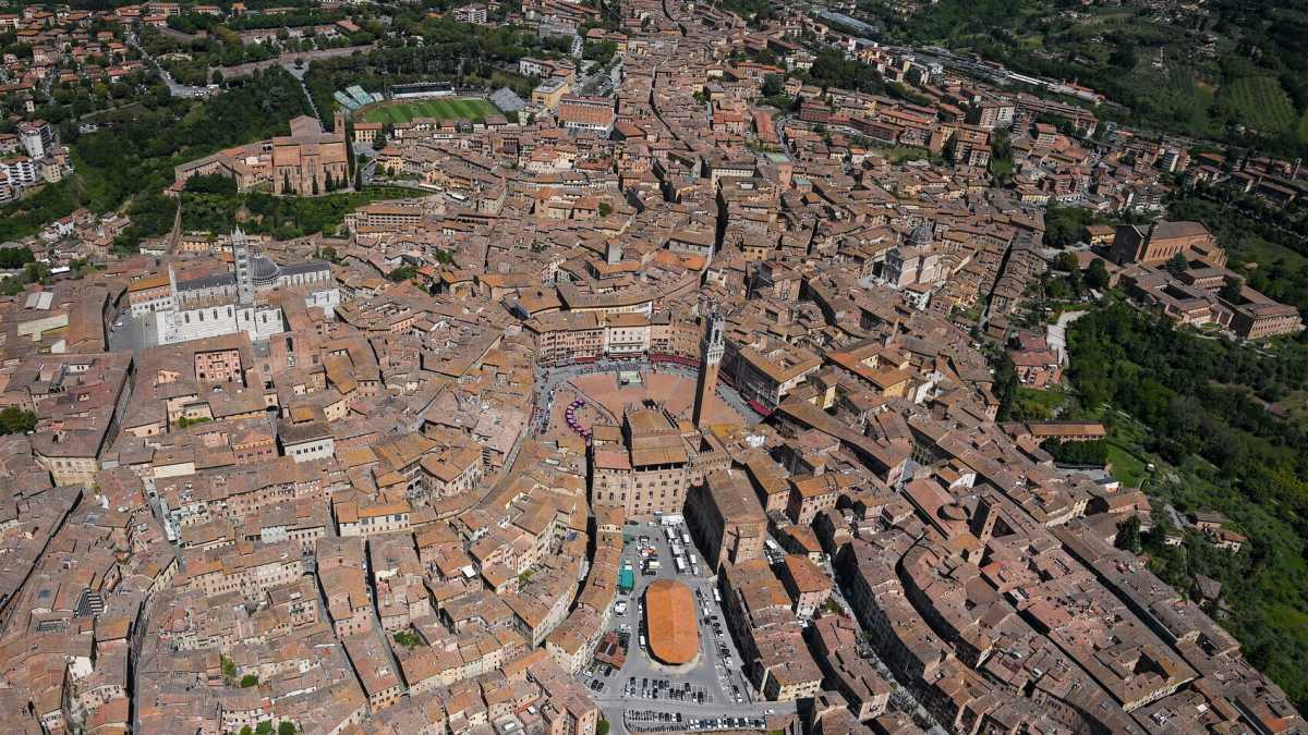 Immagine di Scaramelli (Iv): "Amici del Pd, in quale direzione vi muovete su Siena?"