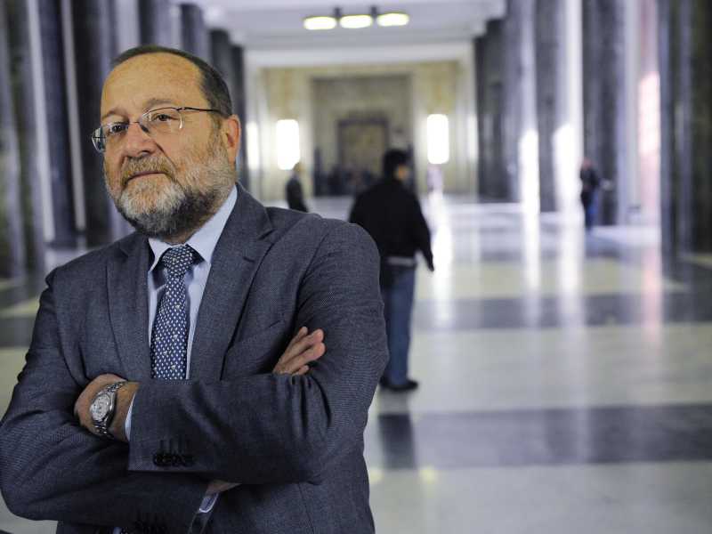 Un’“azione staliniana”: così l’ex procuratore aggiunto Robledo sulla mossa del pg Salvi