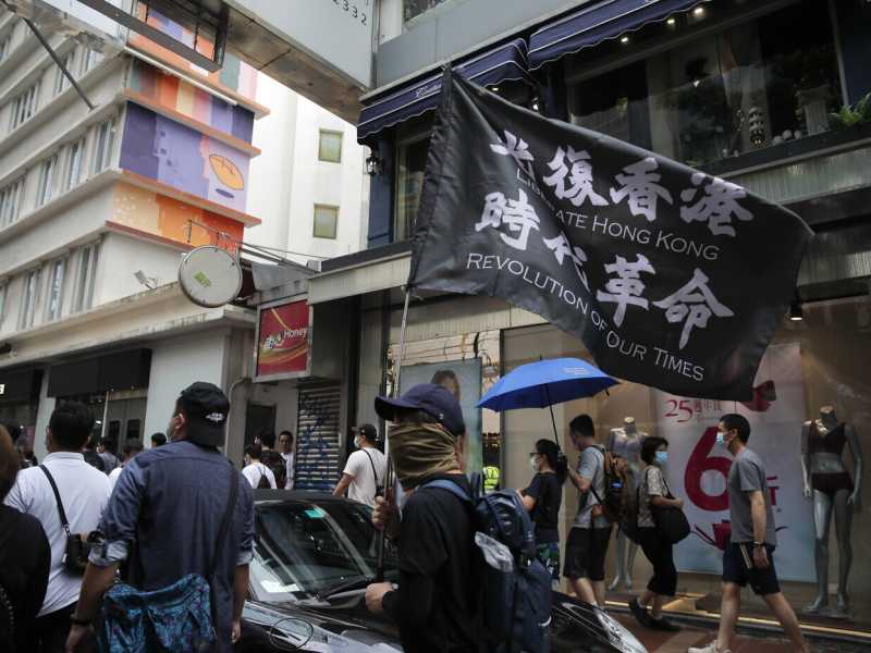  "Liberate Hong Kong, revolution of our time" è lo slogan dei manifestanti anti-Pechino dell'ex colonia inglese (Ap)