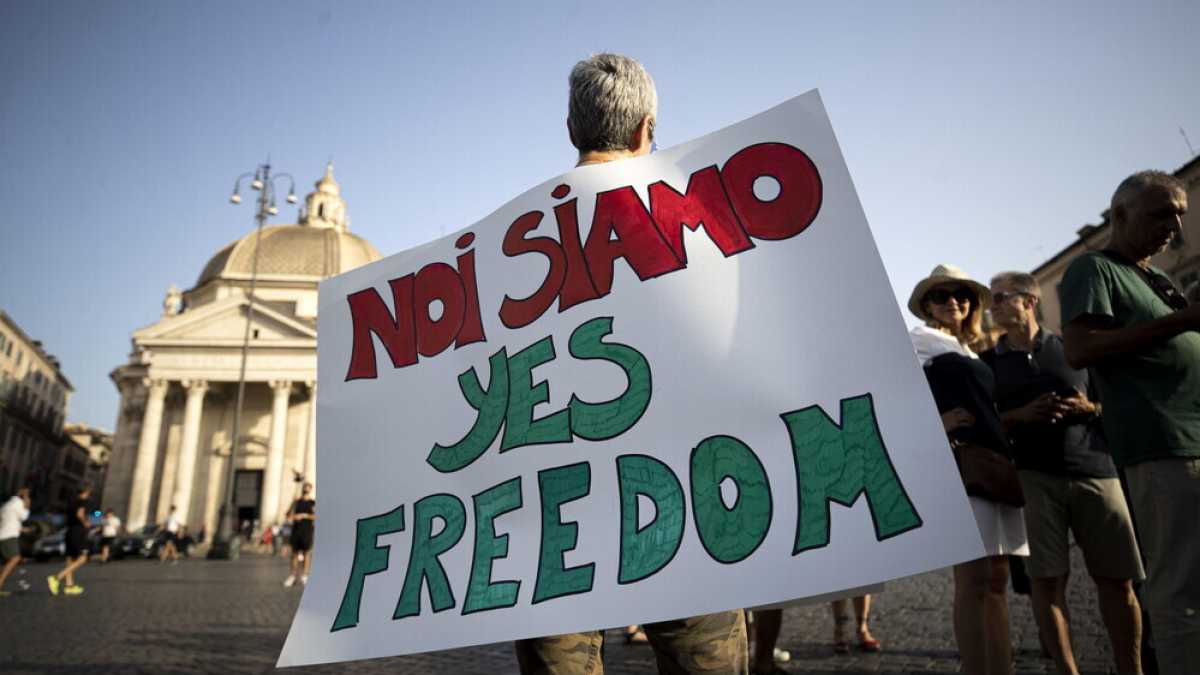 Immagine di "Anche i filosofi sono imbecilli". Parla il filosofo Maurizio Ferraris