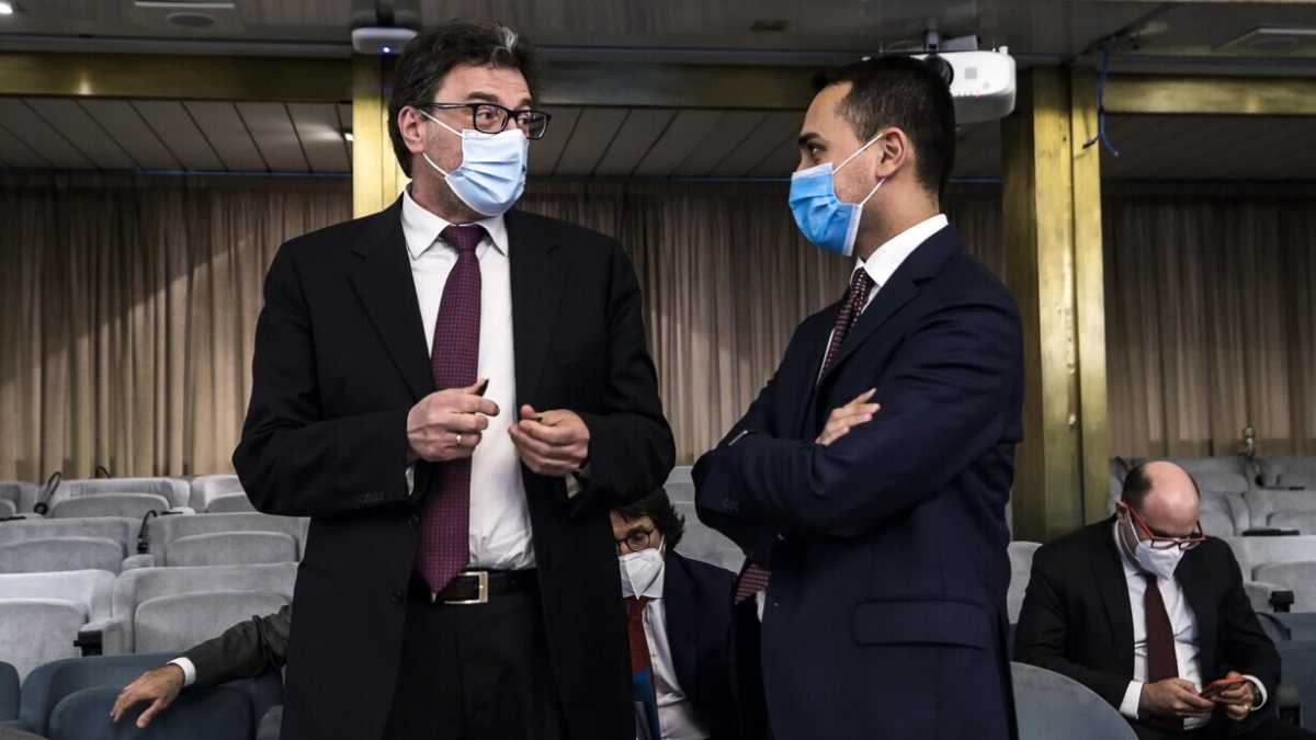 Immagine di Un altro populismo è possibile. Elogio di Giorgetti e Di Maio