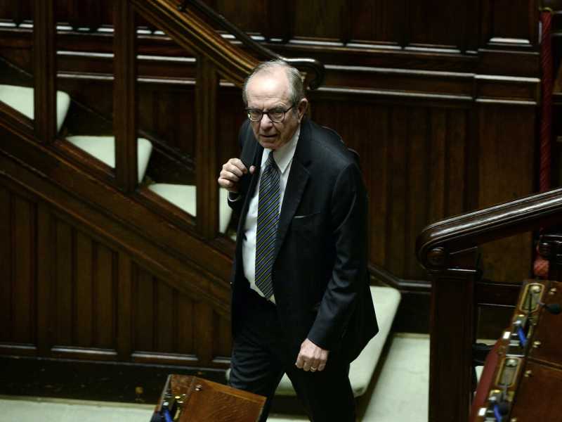 Pier Carlo Padoan (LaPresse)