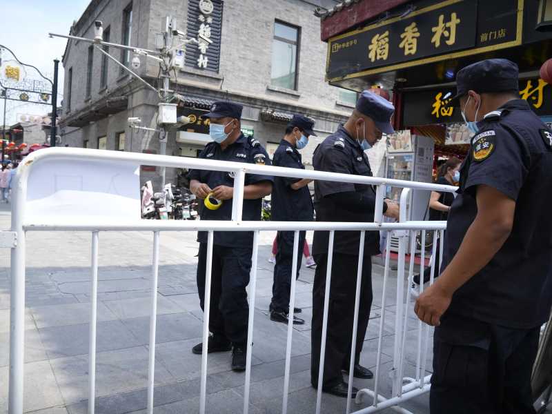 Coronavirus Cina, contagi a Wuhan: tamponi per tutti gli abitanti (LaPresse)&nbsp;<br />